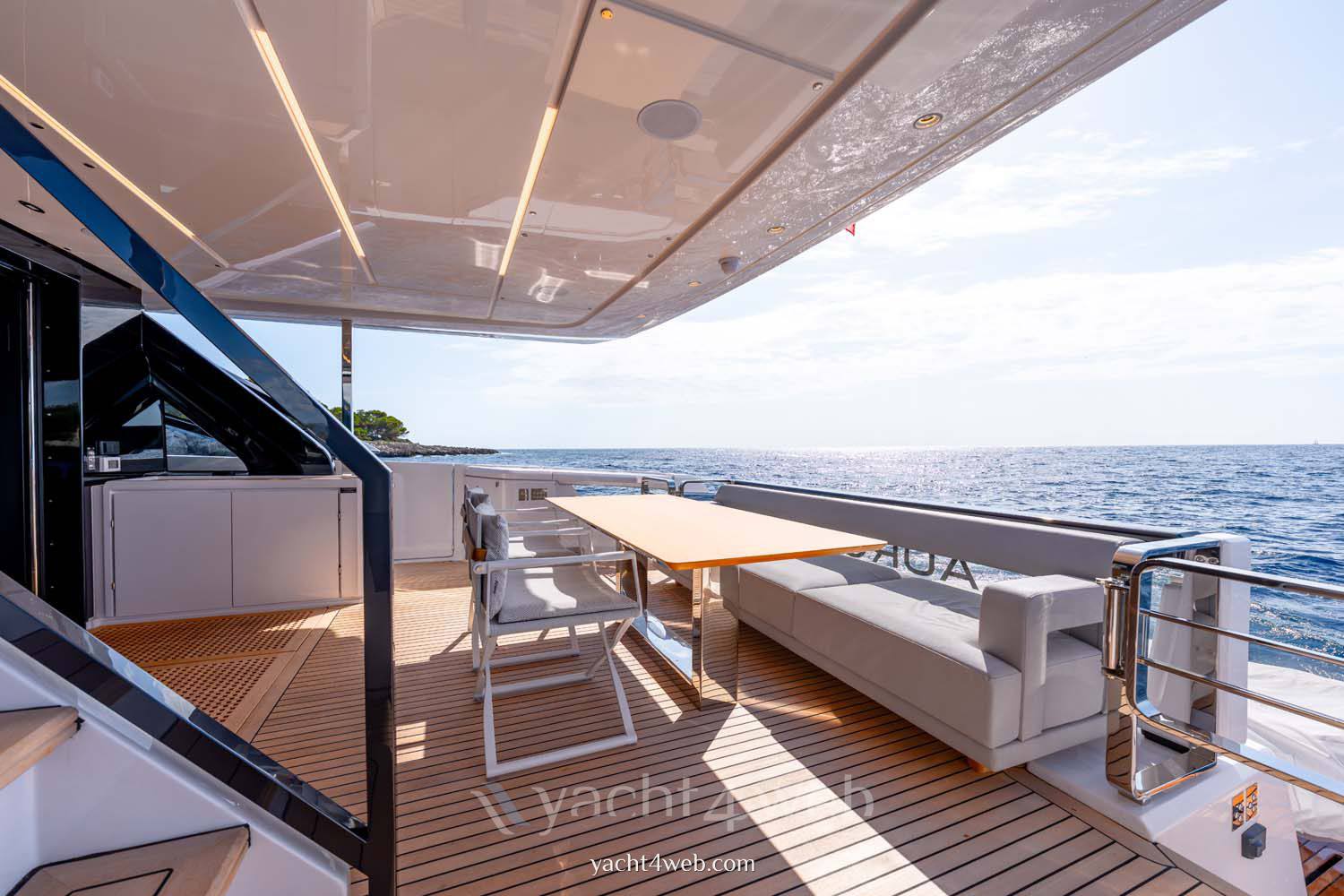 Ferretti yachts 800 Iate a motor usado