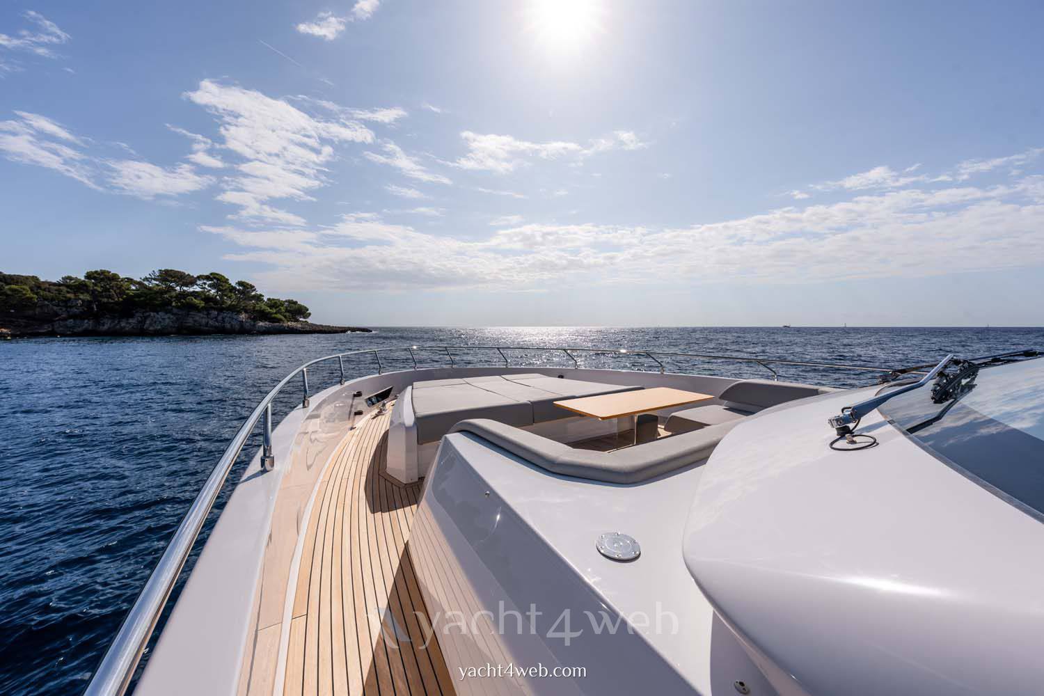 Ferretti yachts 800 Barco a motor usado para venda