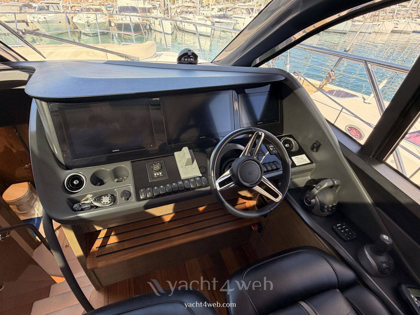 Princess yachts V55 fotografia