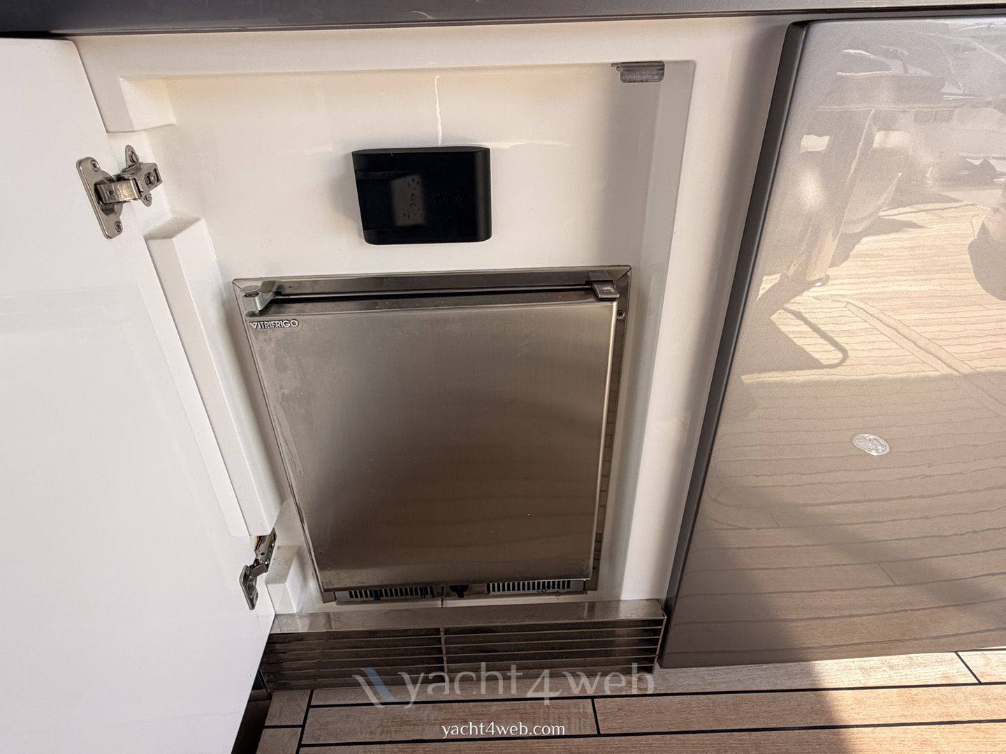 Princess yachts V55 Motoryacht usato