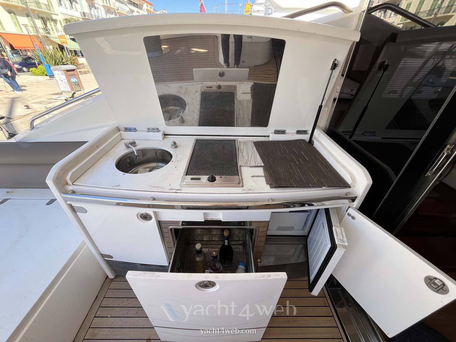 Princess V65