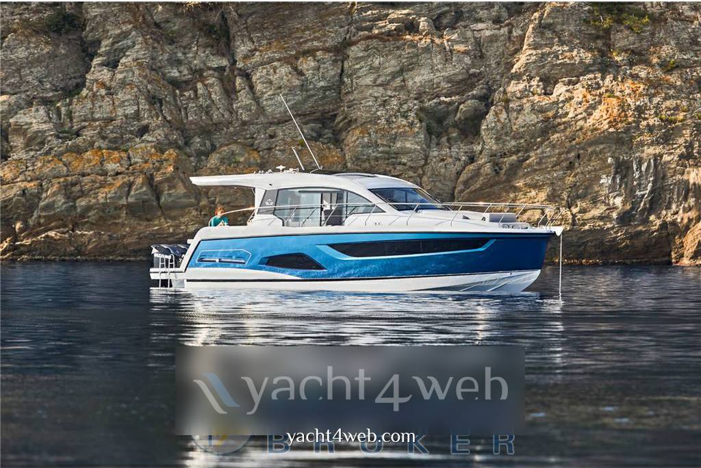 Sealine C390v Barco a motor novo para venda