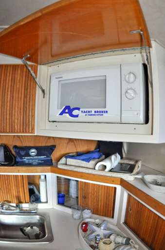 Bertram Bertram 33 sport fisherman ii