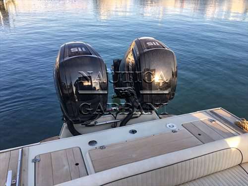 BOSTON WHALER BOSTON WHALER 22 outrage