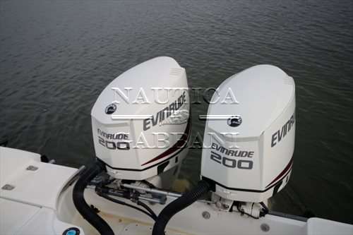 Boston Whaler Boston Whaler 26 outrage open