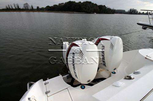 Boston Whaler Boston Whaler 26 outrage open