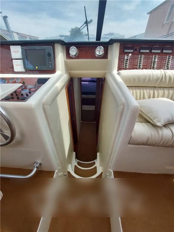 Ferretti 43 fly