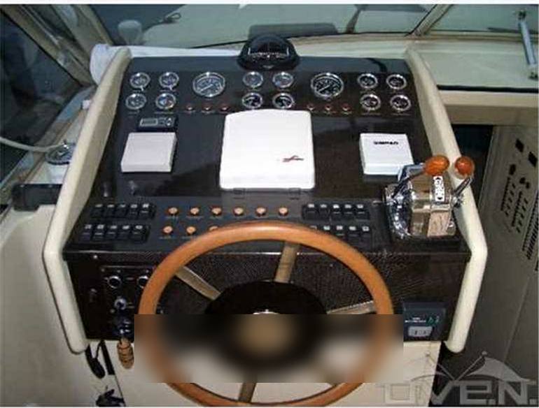 Itama 50 Instruments de navigation