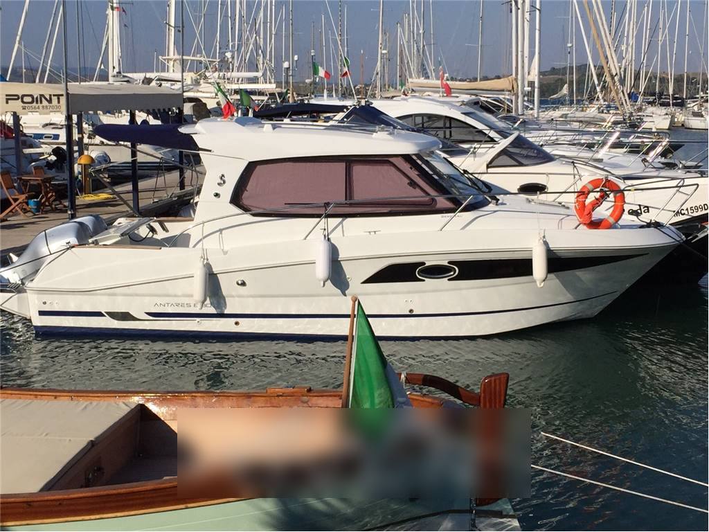 Beneteau 880 Antares 880