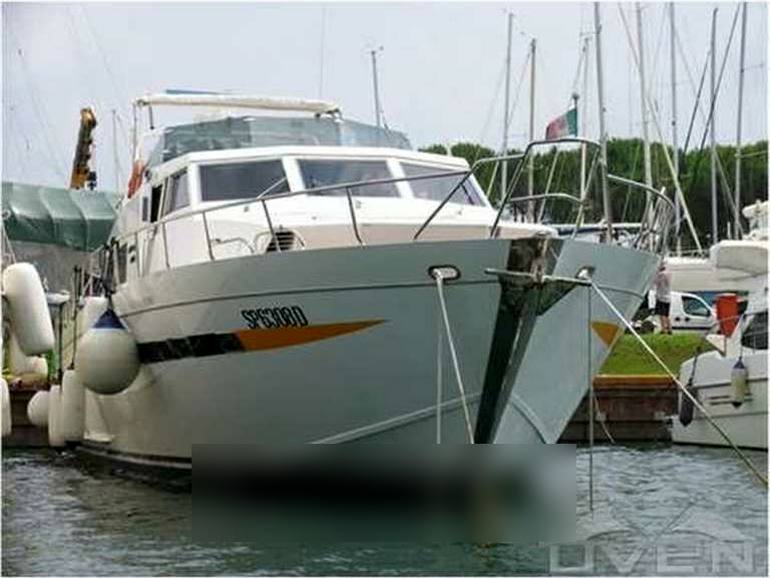 Cantieri di pisa Akir 20 refitting 2007 Esterno