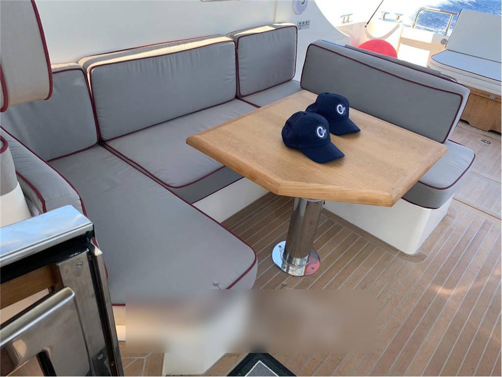 Cantieri estensi Goldstar america 380