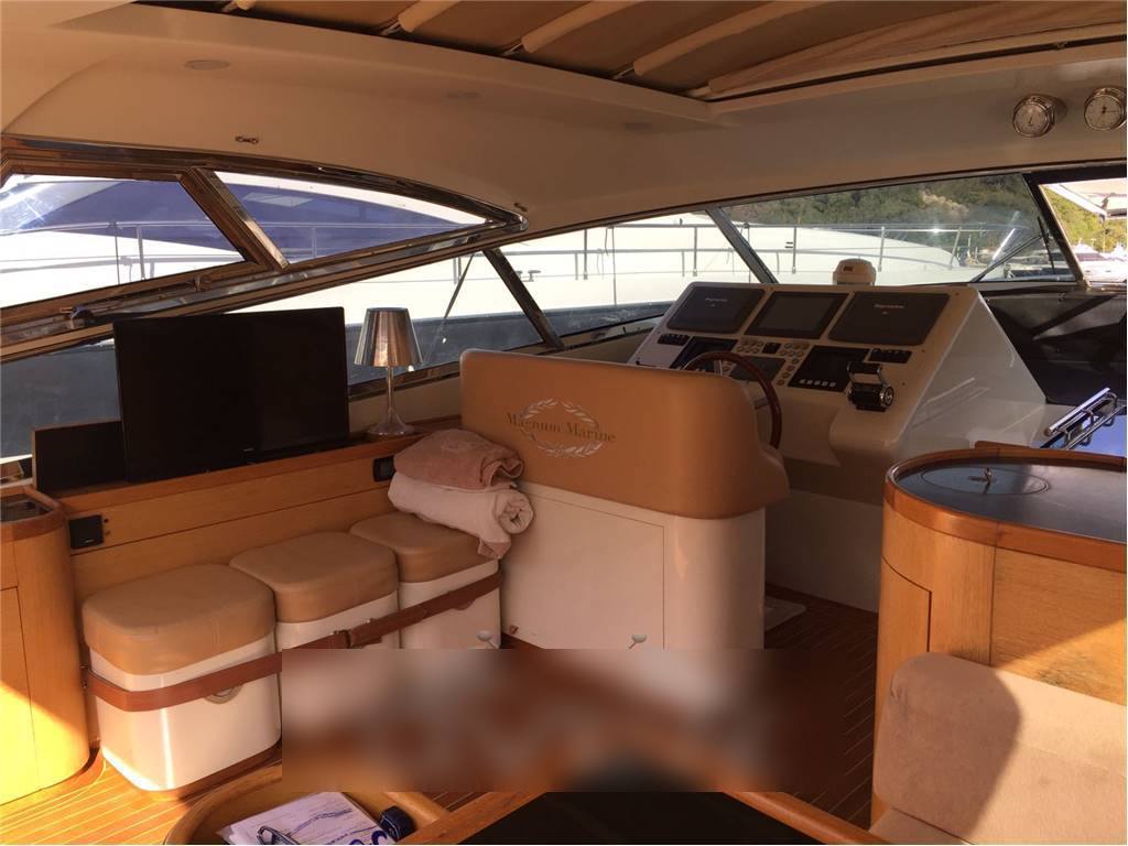 Magnum marine 53 53' hard top