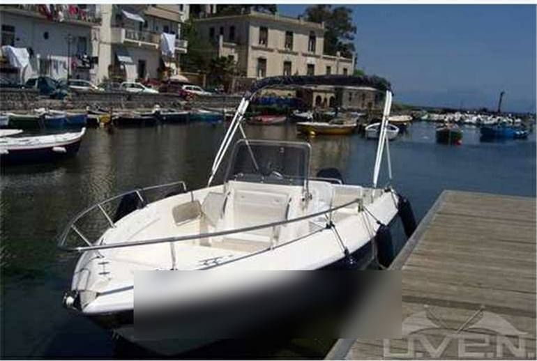 Romar Marine 600 open