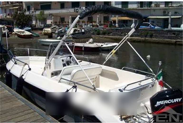 Romar Marine 600 open