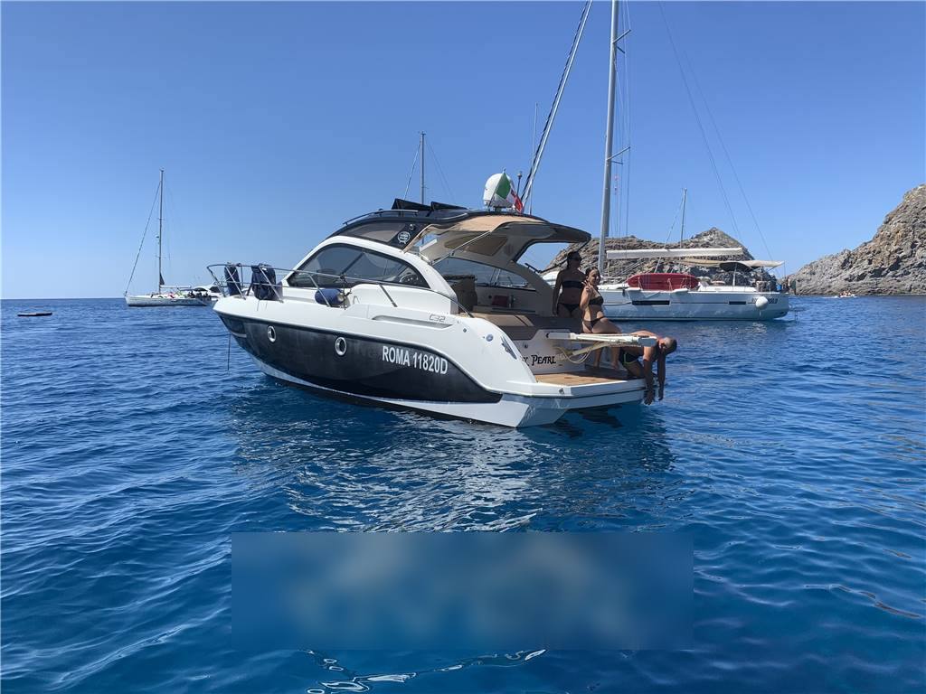 Sessa C32 ht Bateau à moteur nouveau en vente