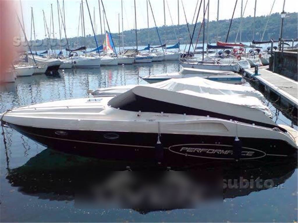 Performance marine 907 Motor boat used for sale