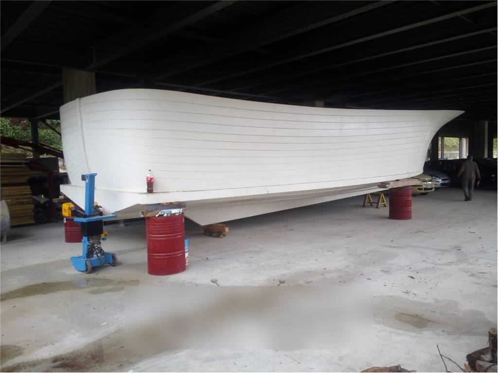 Gozzo artigianale vtr 13,30 cabinato Motor boat new for sale