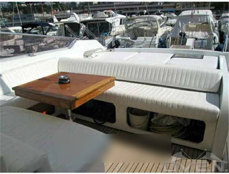 Baia 60 Barco de motor usado para venta