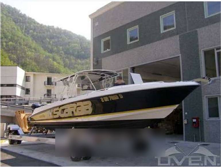 Well craft Scarab 35' sport قارب بمحرك مستعملة للبيع