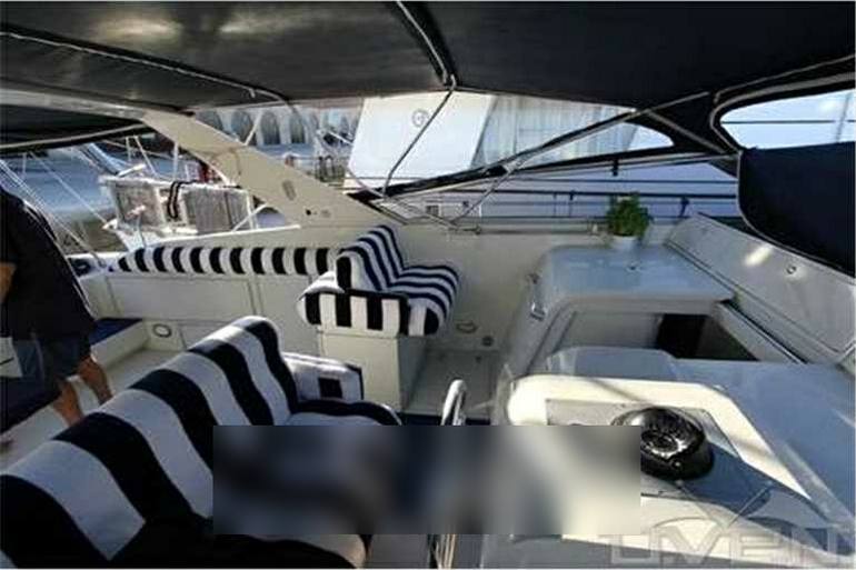 Pershing 45 Open