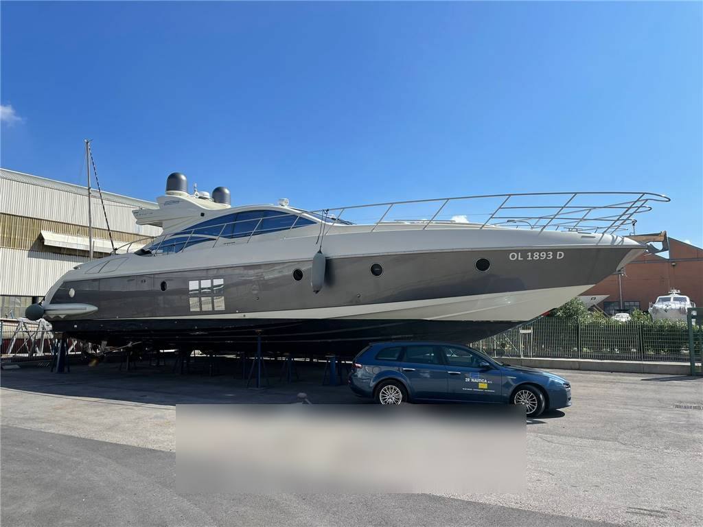 Azimut az 68s Az 68s ht Barca a motore usata in vendita