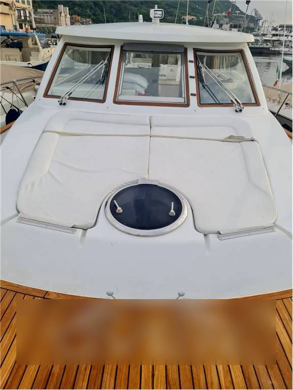 Solare 40 ht 40 hard top Barco de motor usado para venta