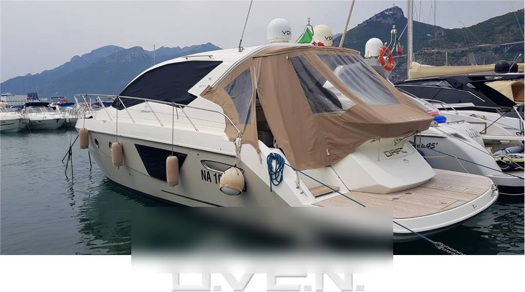 Cranchi 44 M 44 ht barco de motor