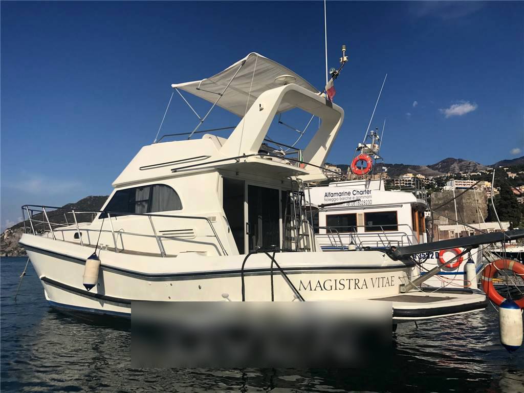 Calafuria catarsi 36 fly bateau à moteur