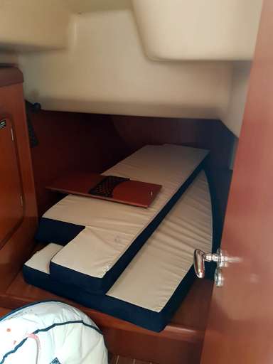 CANTIERE DEL PARDO CANTIERE DEL PARDO Grand soleil 40r (paperini)