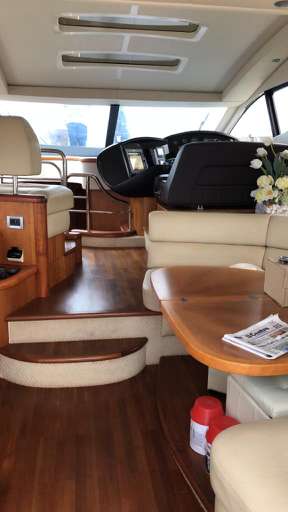 Sunseeker Sunseeker Predator 52' ht