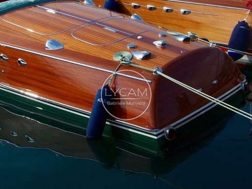 Riva Riva Tritone