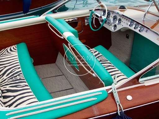 Riva Riva Tritone