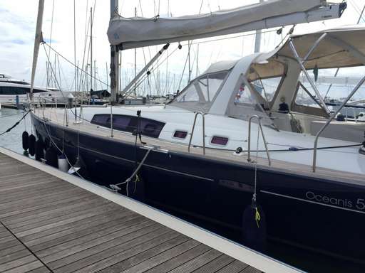 Beneteau Beneteau Oceanis 50 - dock & go