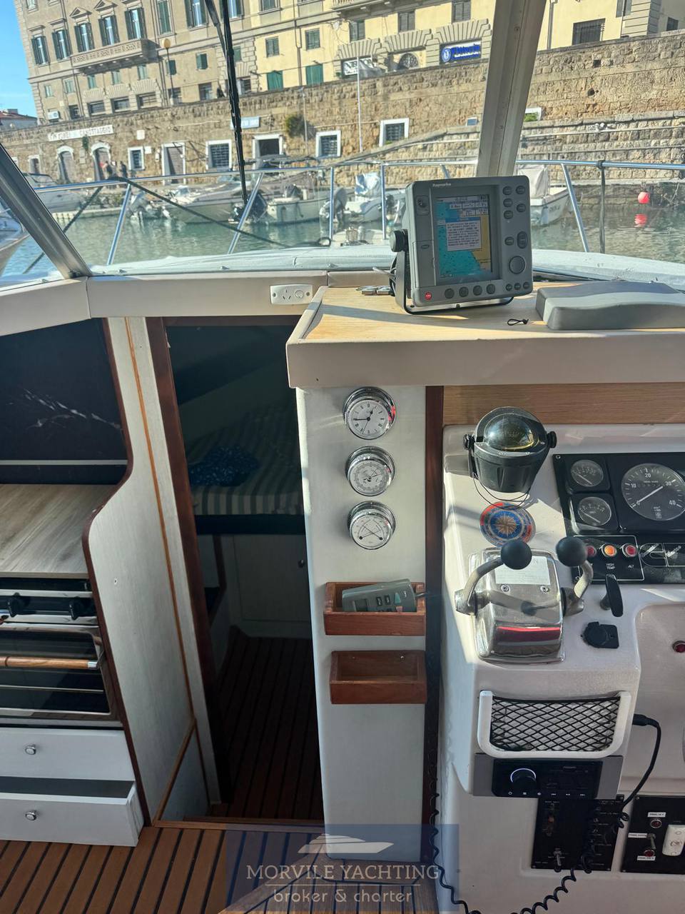 Bertram 32 carribean