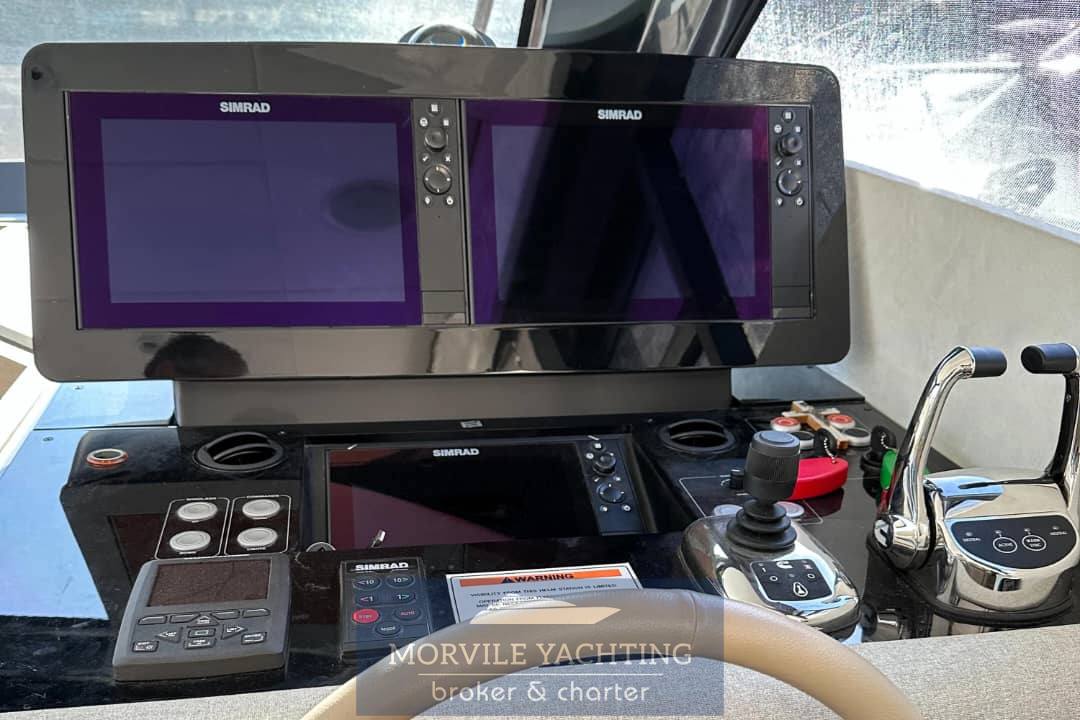 Ferretti yachts 500