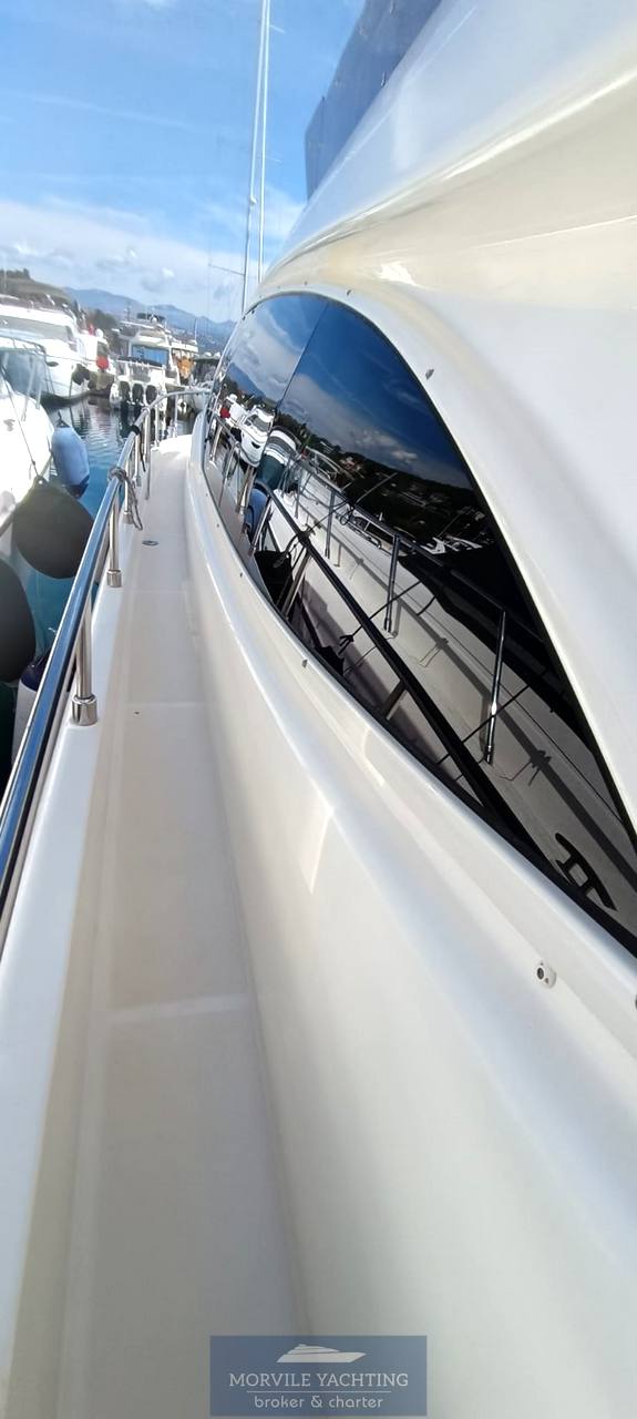 Ferretti yachts 510