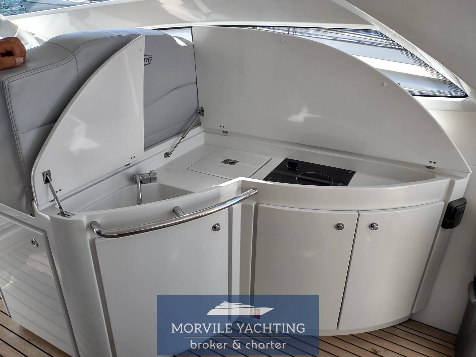 Pershing 50