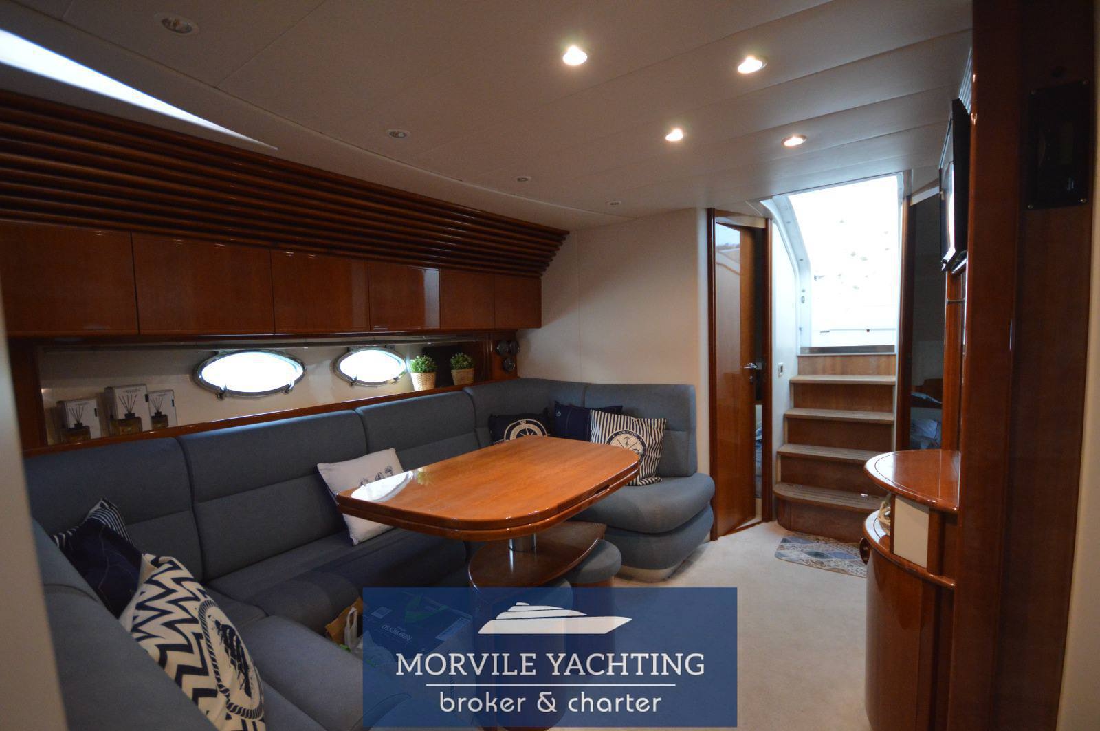 Pershing 52