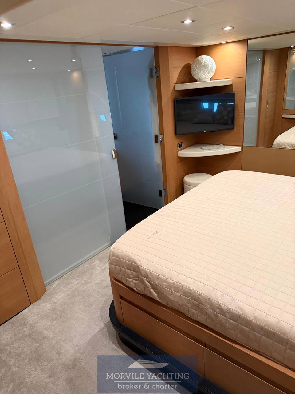 Pershing 80
