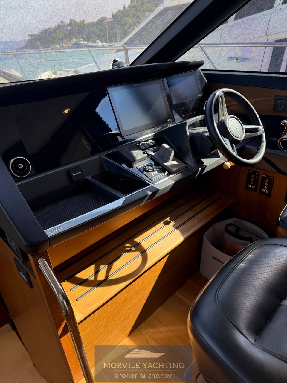 Princess yachts S 62