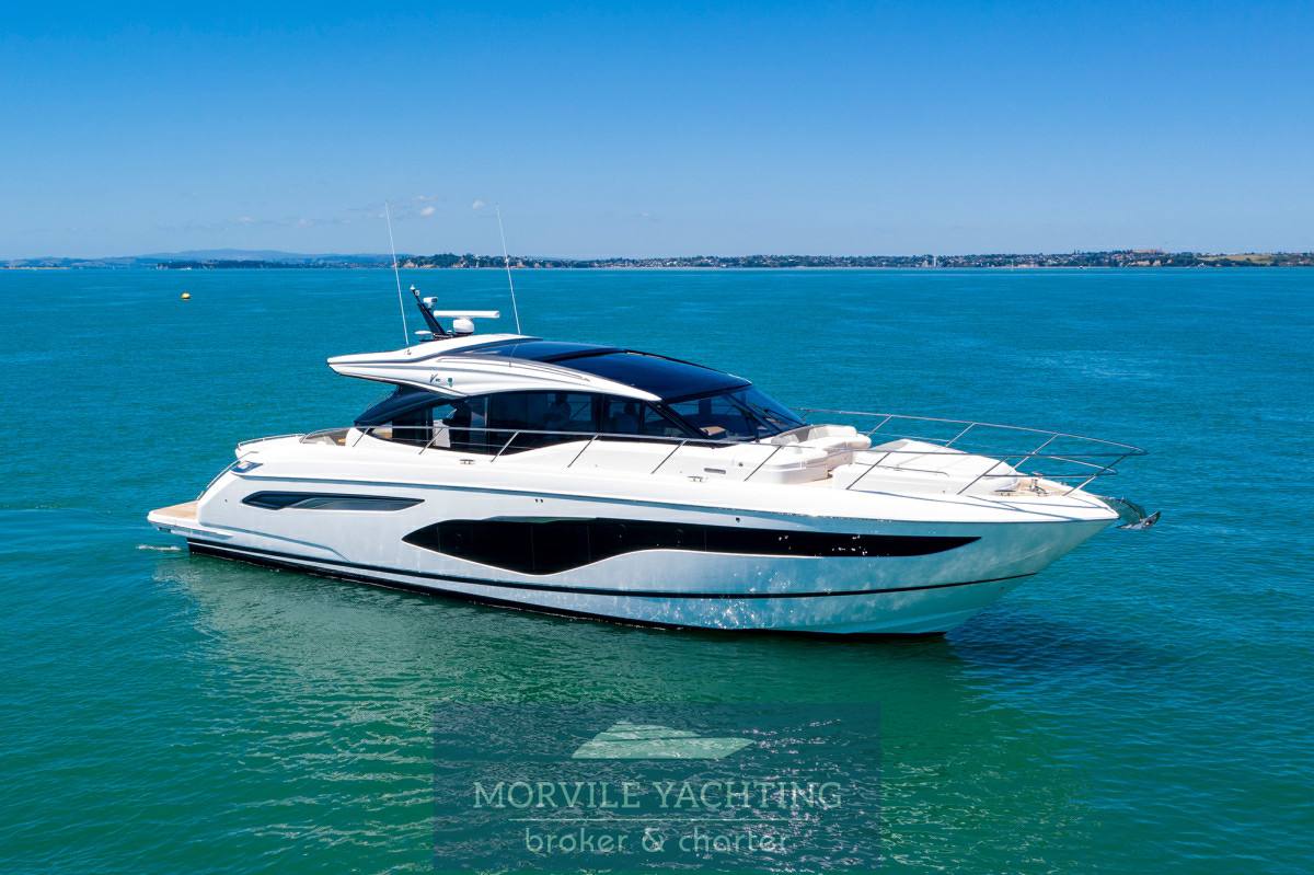 Princess yachts V60