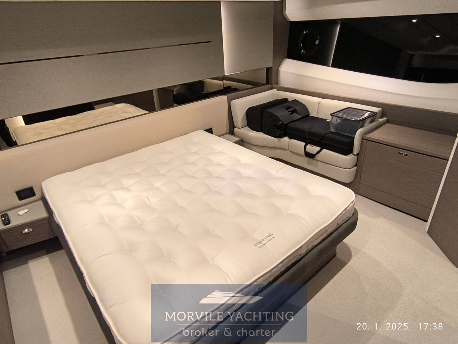 Princess yachts V60