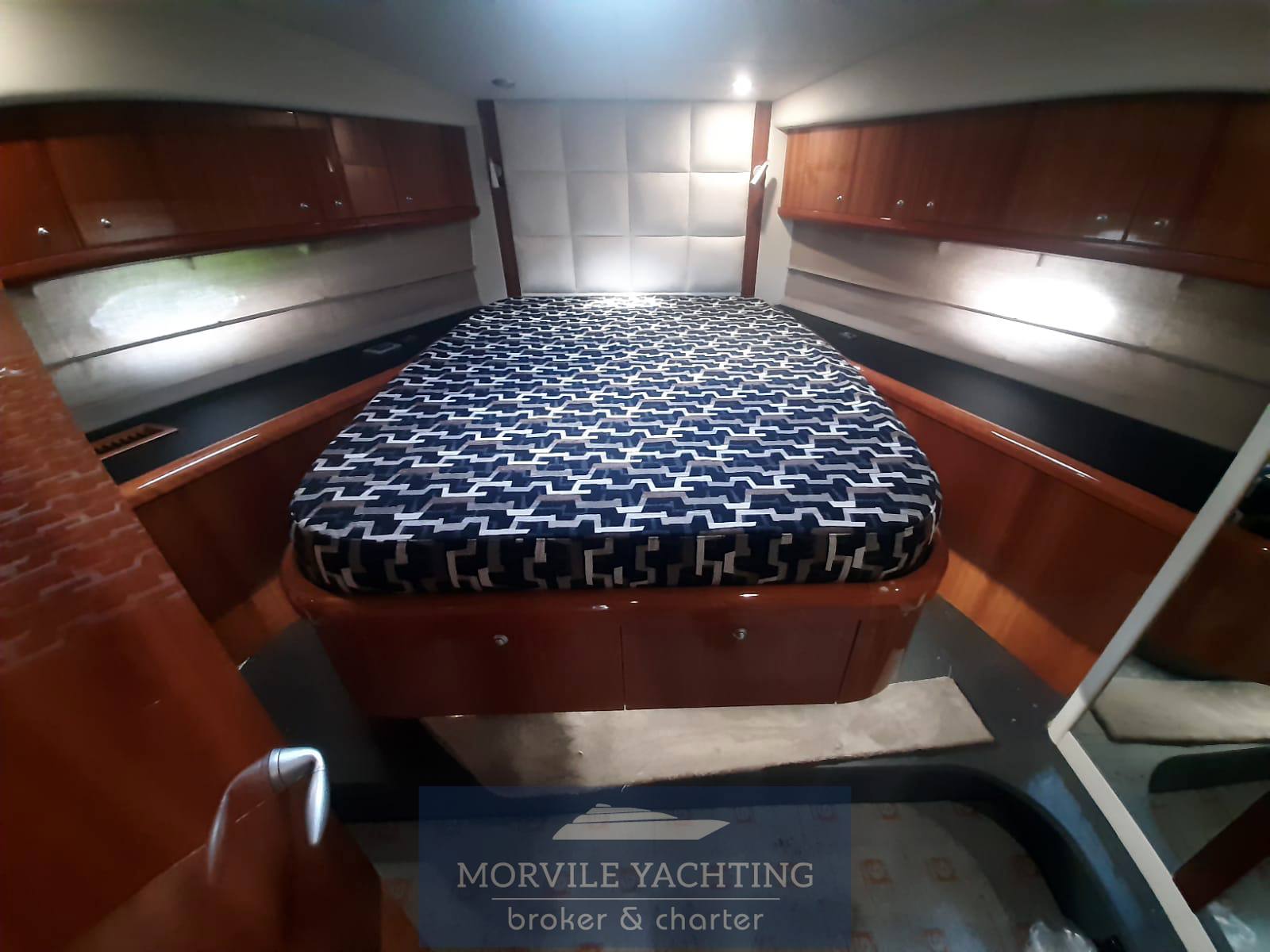 Sunseeker Predator 62