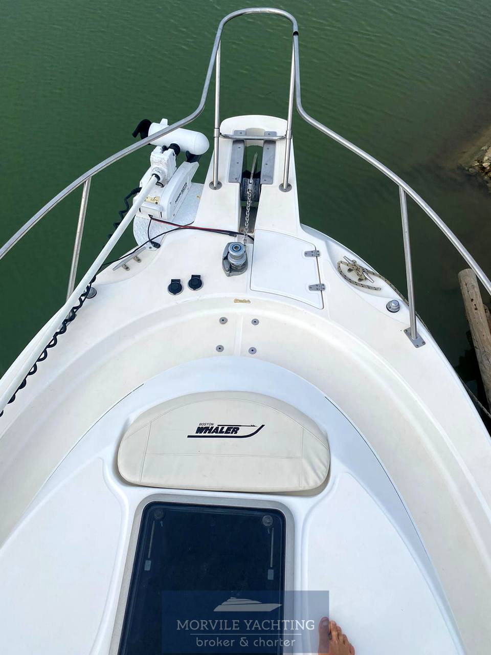 Boston whaler 255 conquest