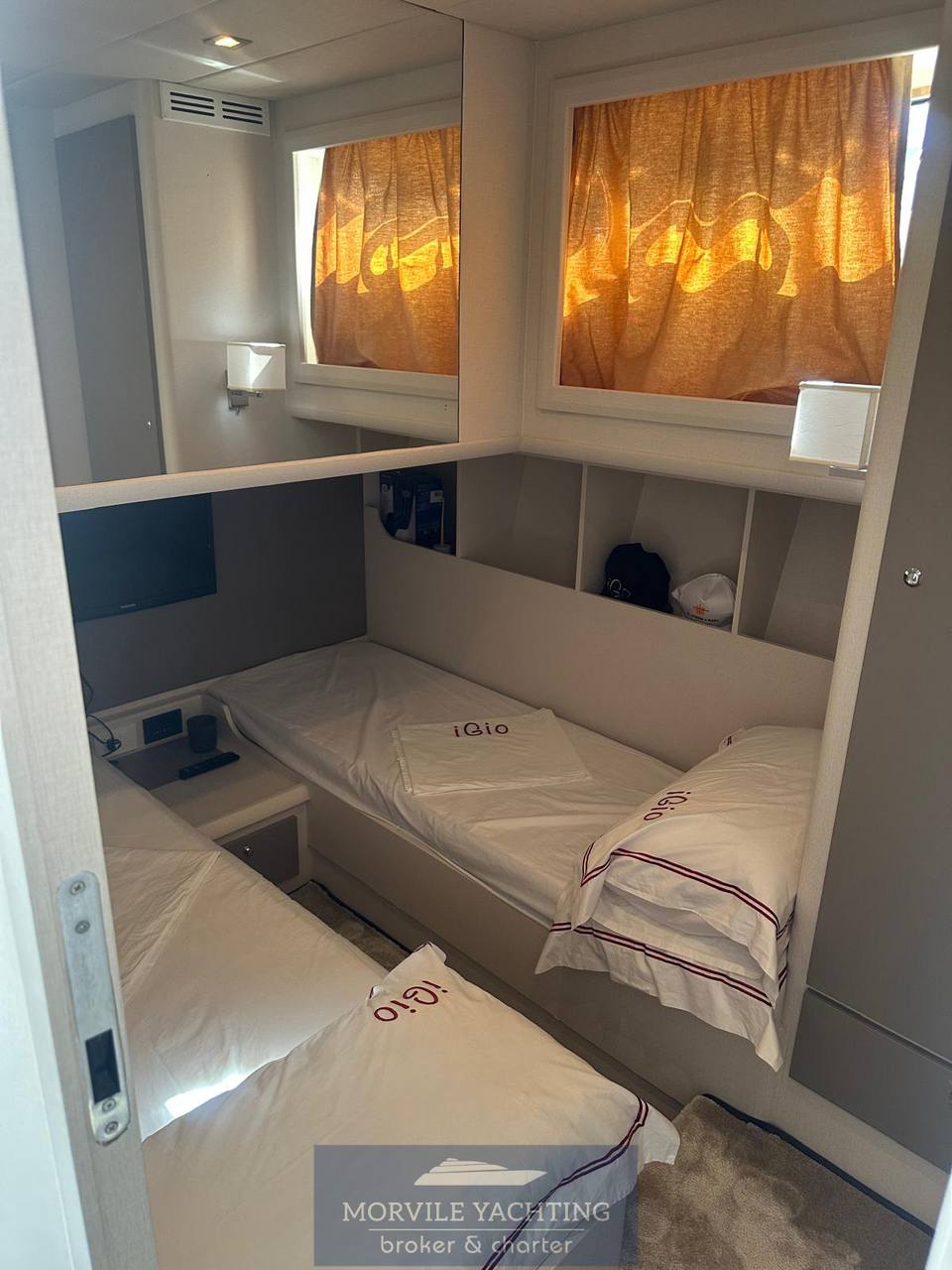 Mochi craft Dolphin 51