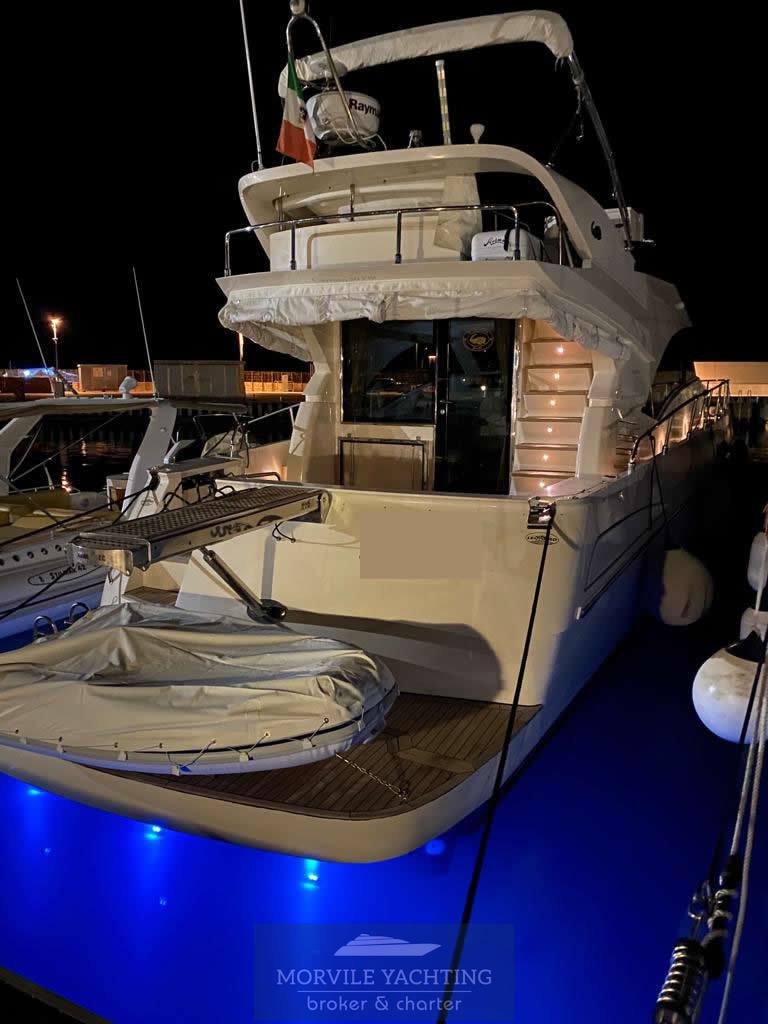 Cayman 50 fly motor boat