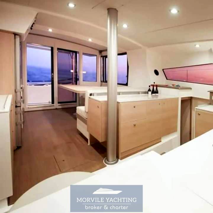 Catana Bali 4.0 bateau à moteur