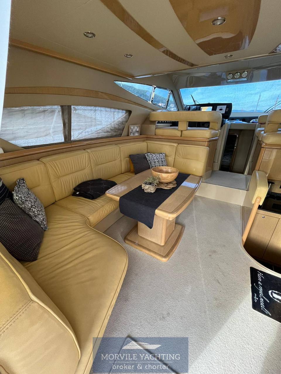 Ferretti yachts 460 bateau à moteur