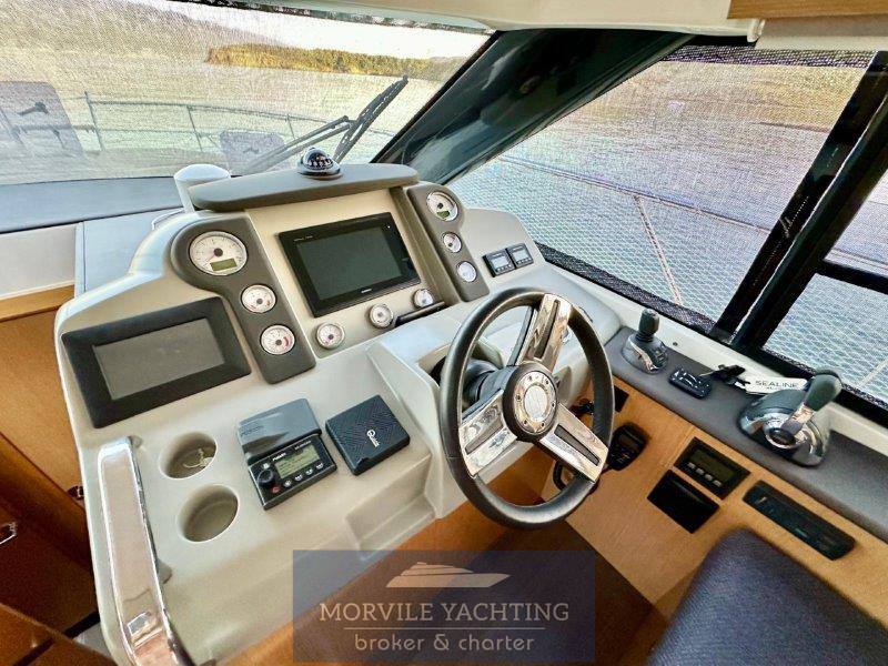 Bavaria virtess 420 fly bateau à moteur