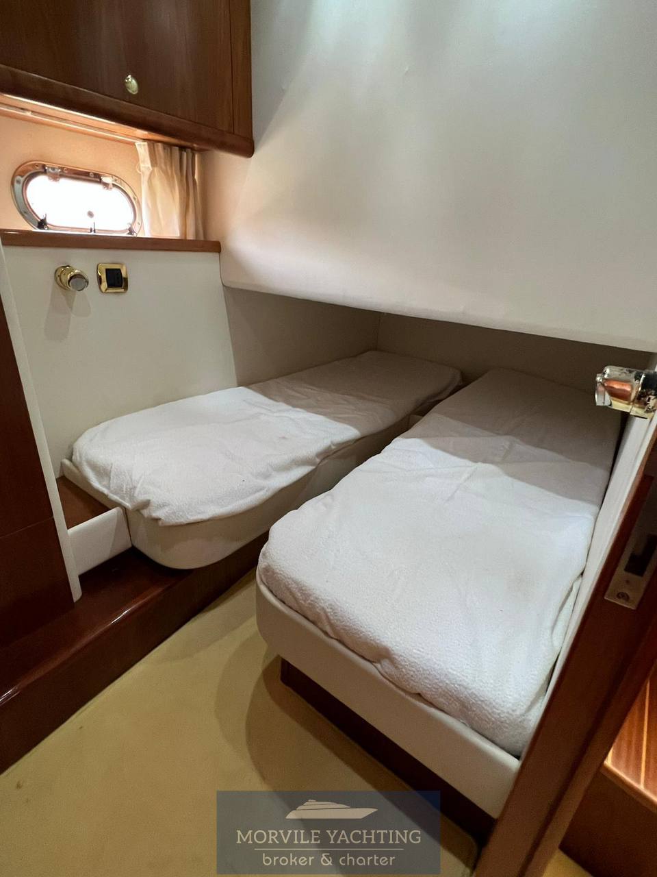 Alpa 42 fly Flybridge